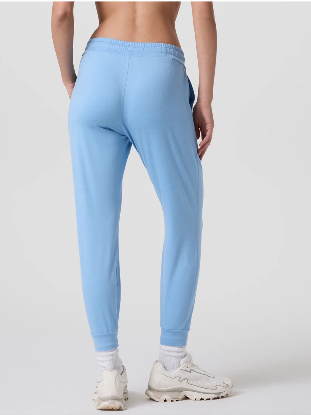 Vuori Performance Jogger Pants Spring Heather - Picture 3 of 11